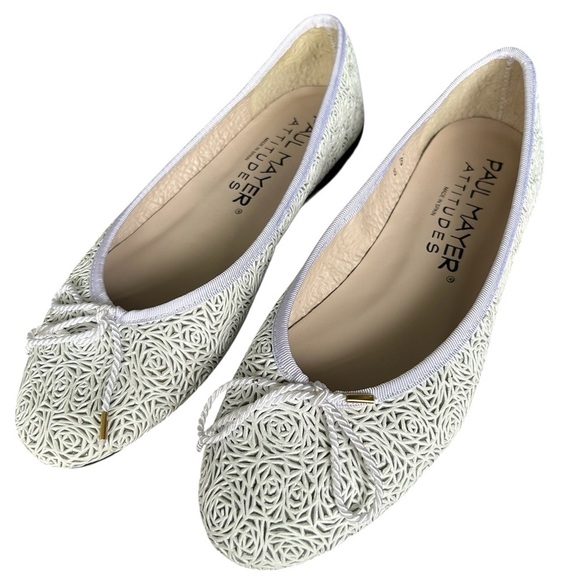Paul Mayer Attitudes NEW Bingo White Napa Leather Comfort Flats Size 8.5 - Picture 2 of 11